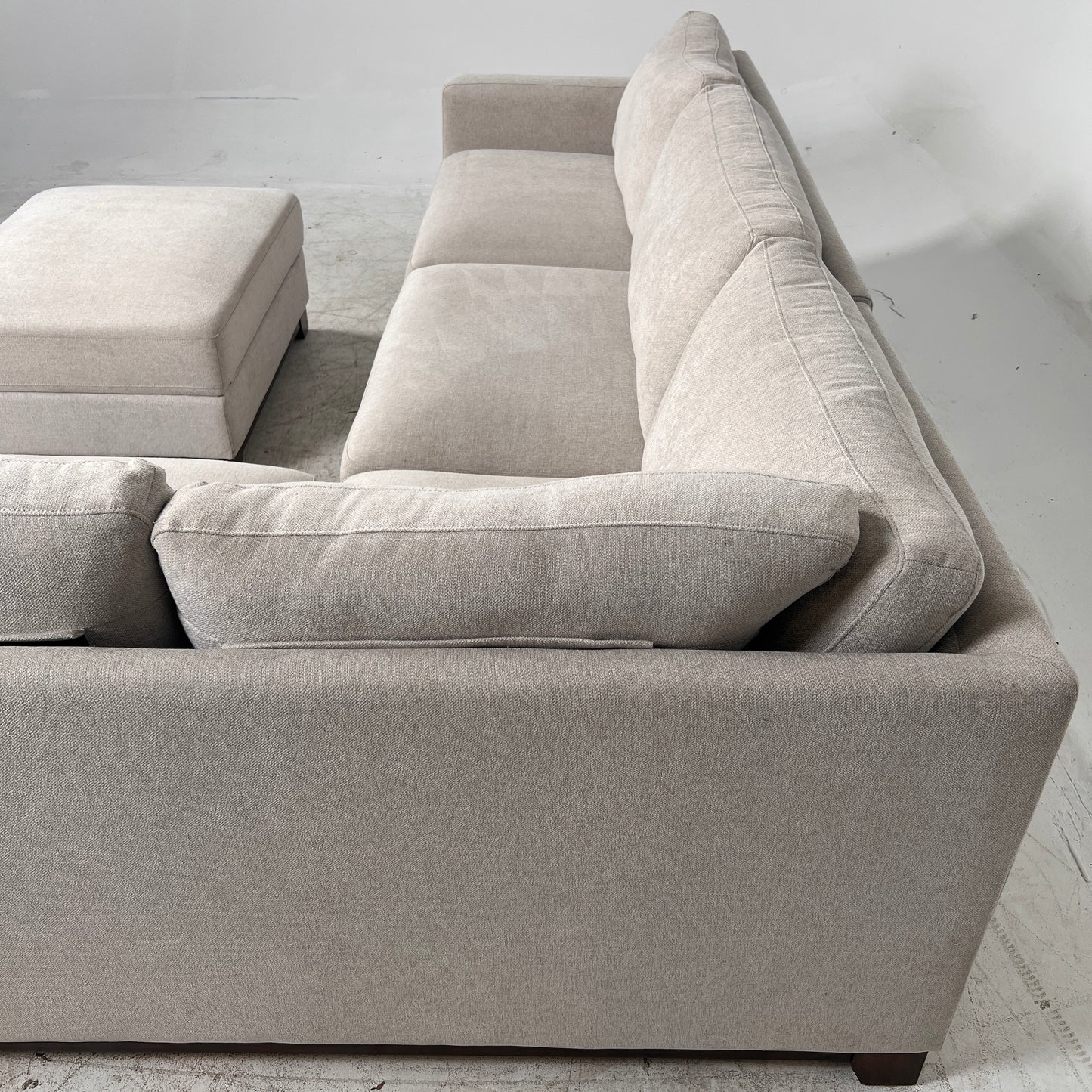 Thomasville Sectional + ottoman. L shaped sofa couch. Delivery available.