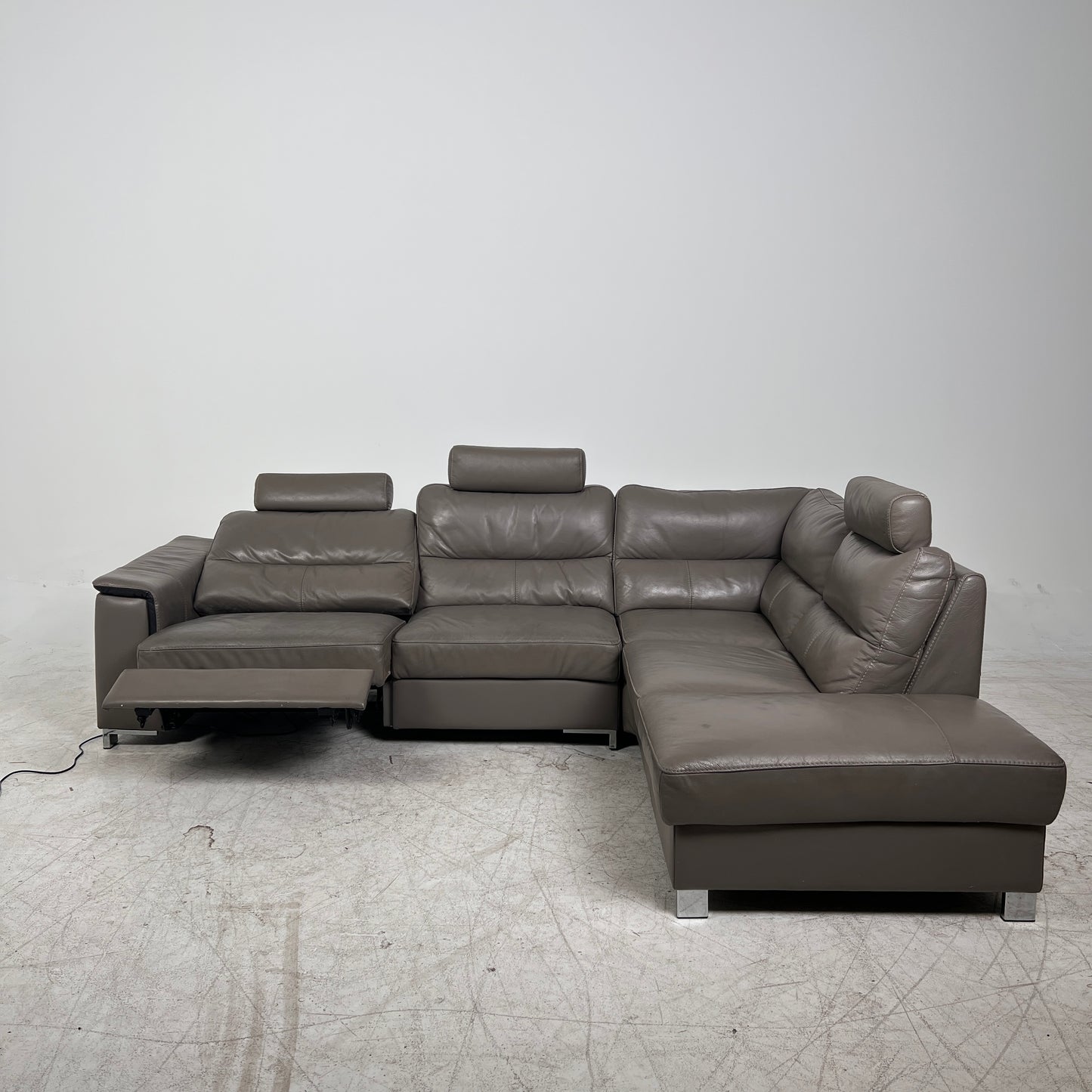 Power Reclining Sectional. Leather L shaped sofa couch. Delivery available