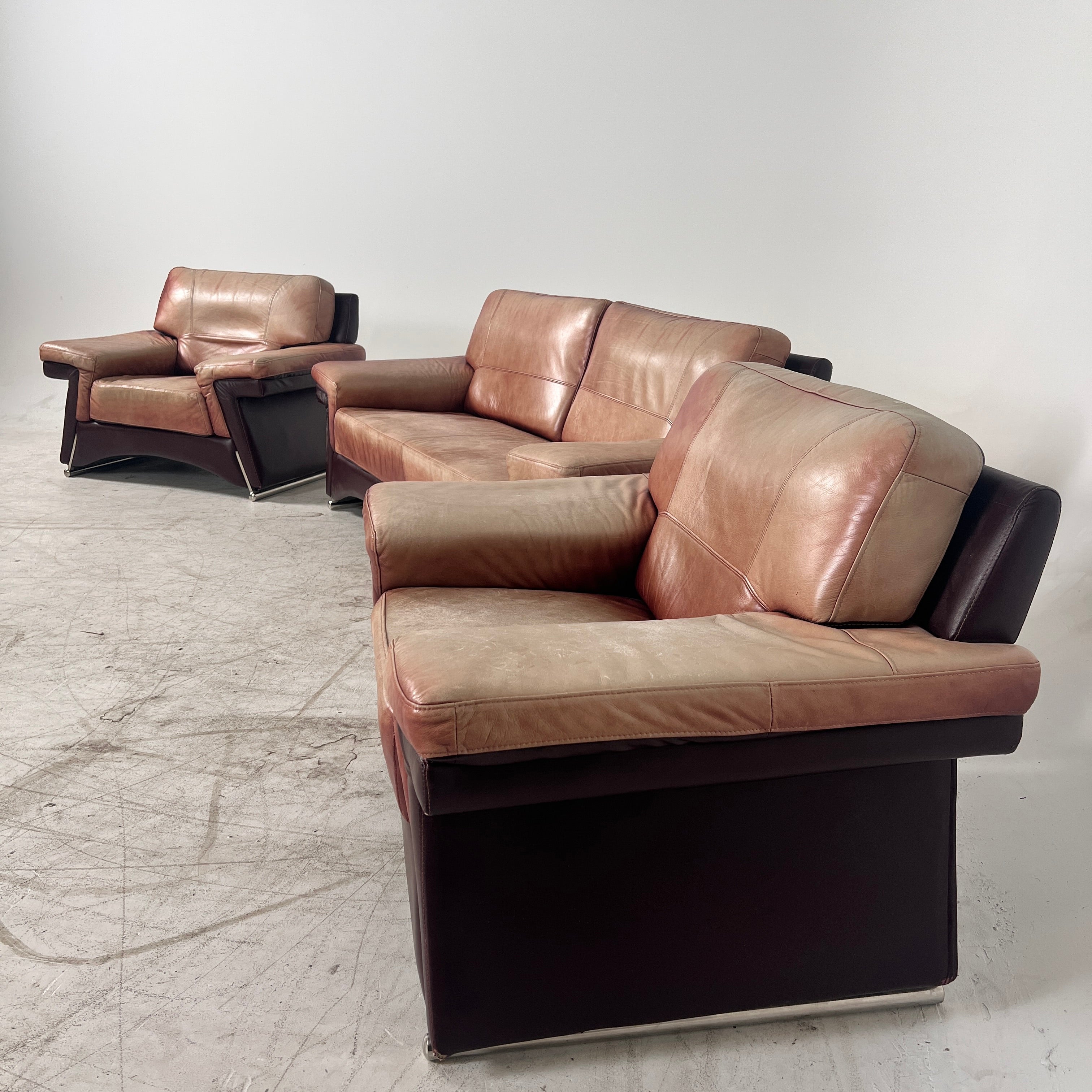 MCM mid century modern sofa set. 2+1+1 sofa set. Delivery Available