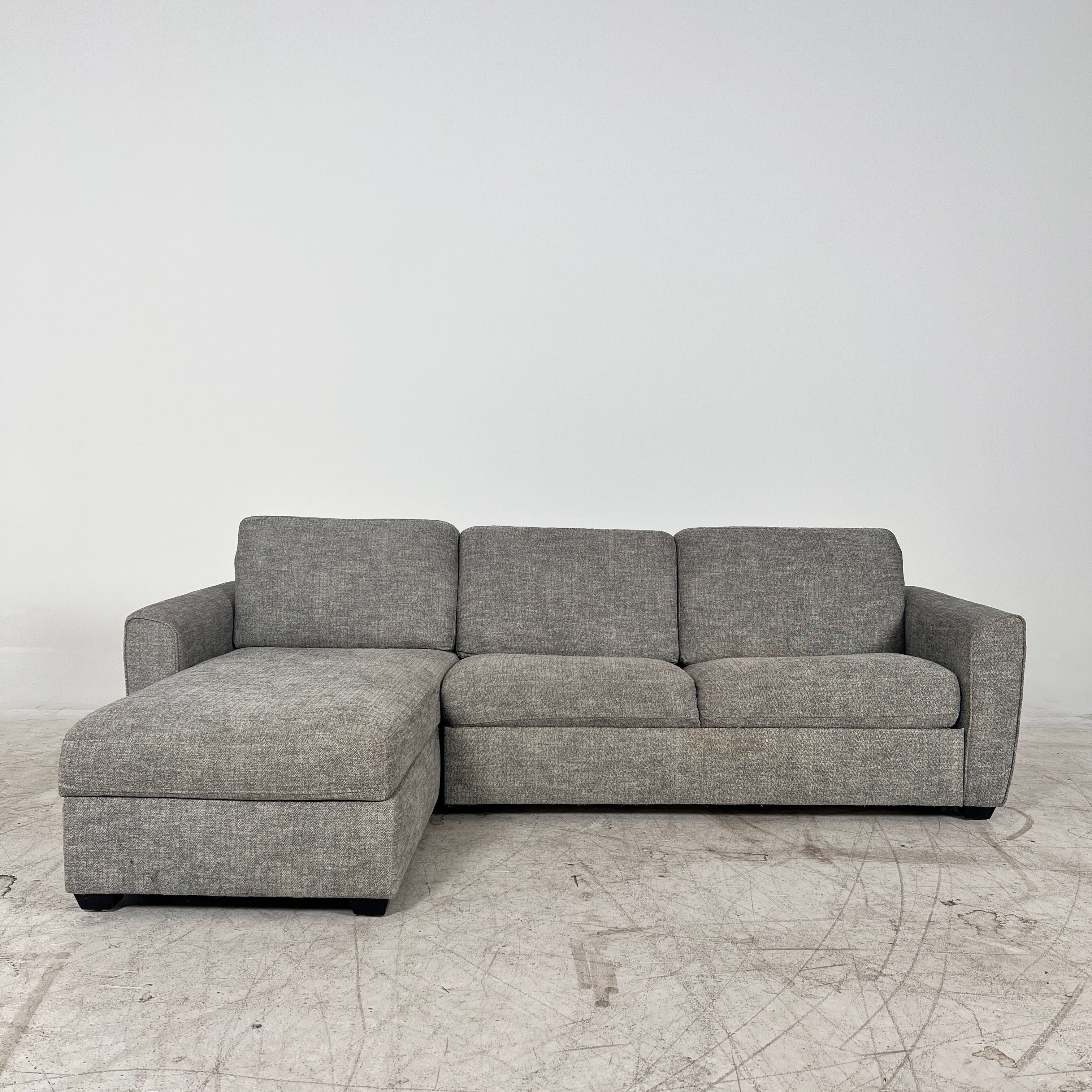 Pull Out Sectional with a Mattress. L shaped sleeper sofa bed. Delivery available