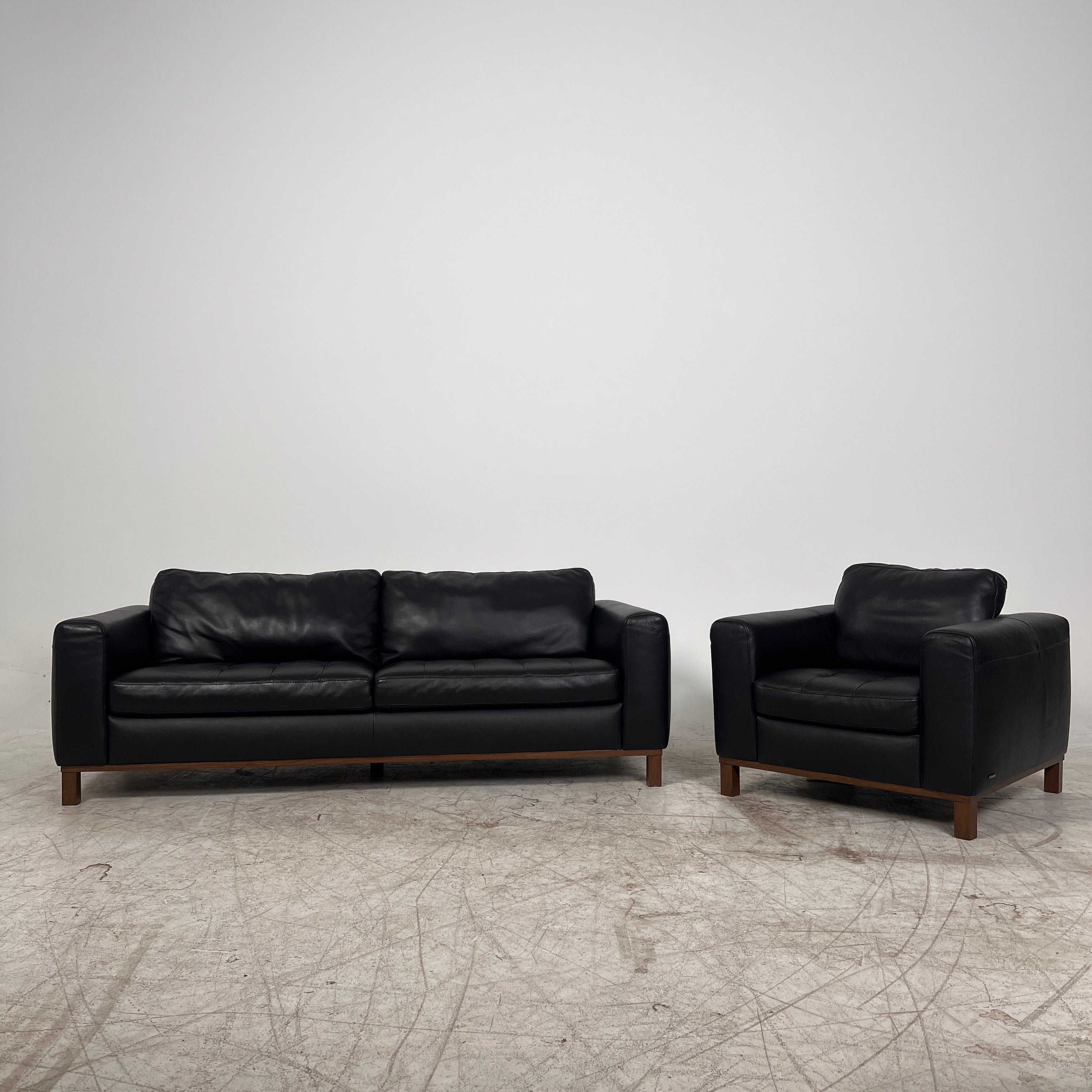 Natuzzi Editions leather Sofa Set. 3+1 Italian couch set. Delivery available