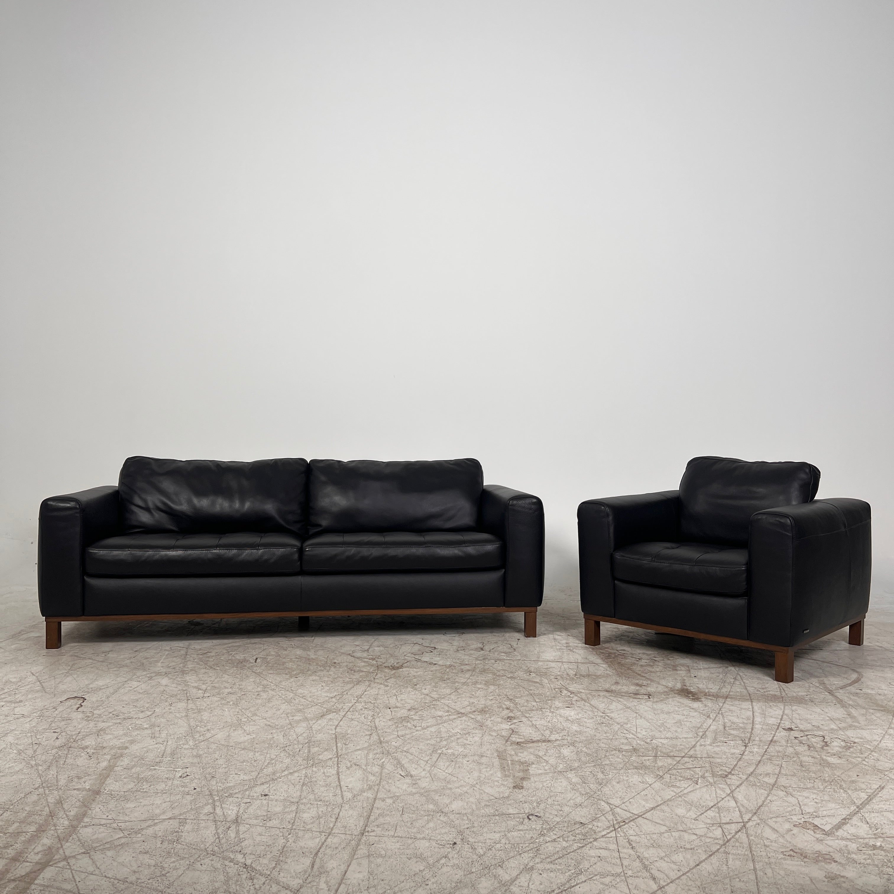Natuzzi Editions leather Sofa Set. 3+1 Italian couch set. Delivery available