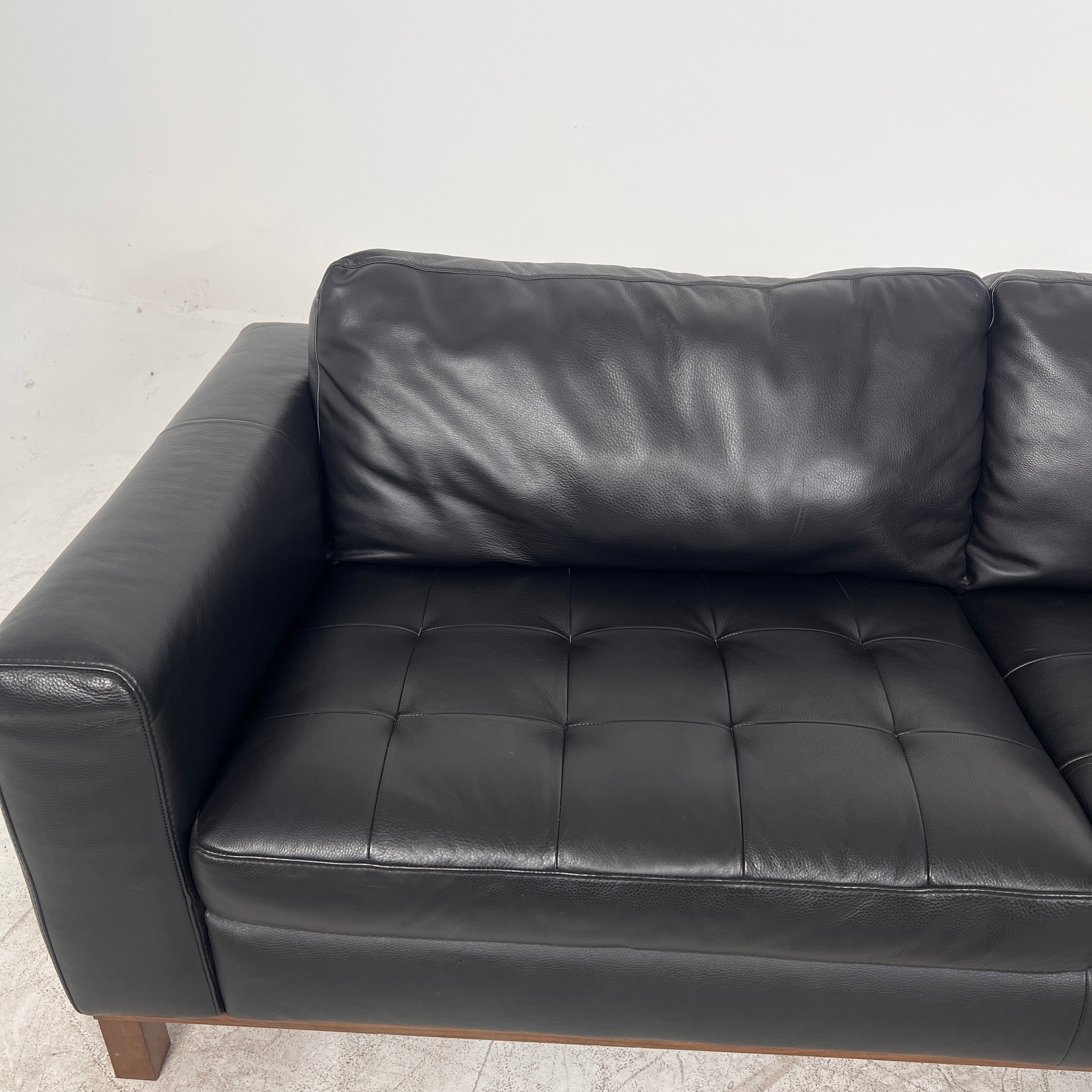 Natuzzi Editions leather Sofa Set. 3+1 Italian couch set. Delivery available