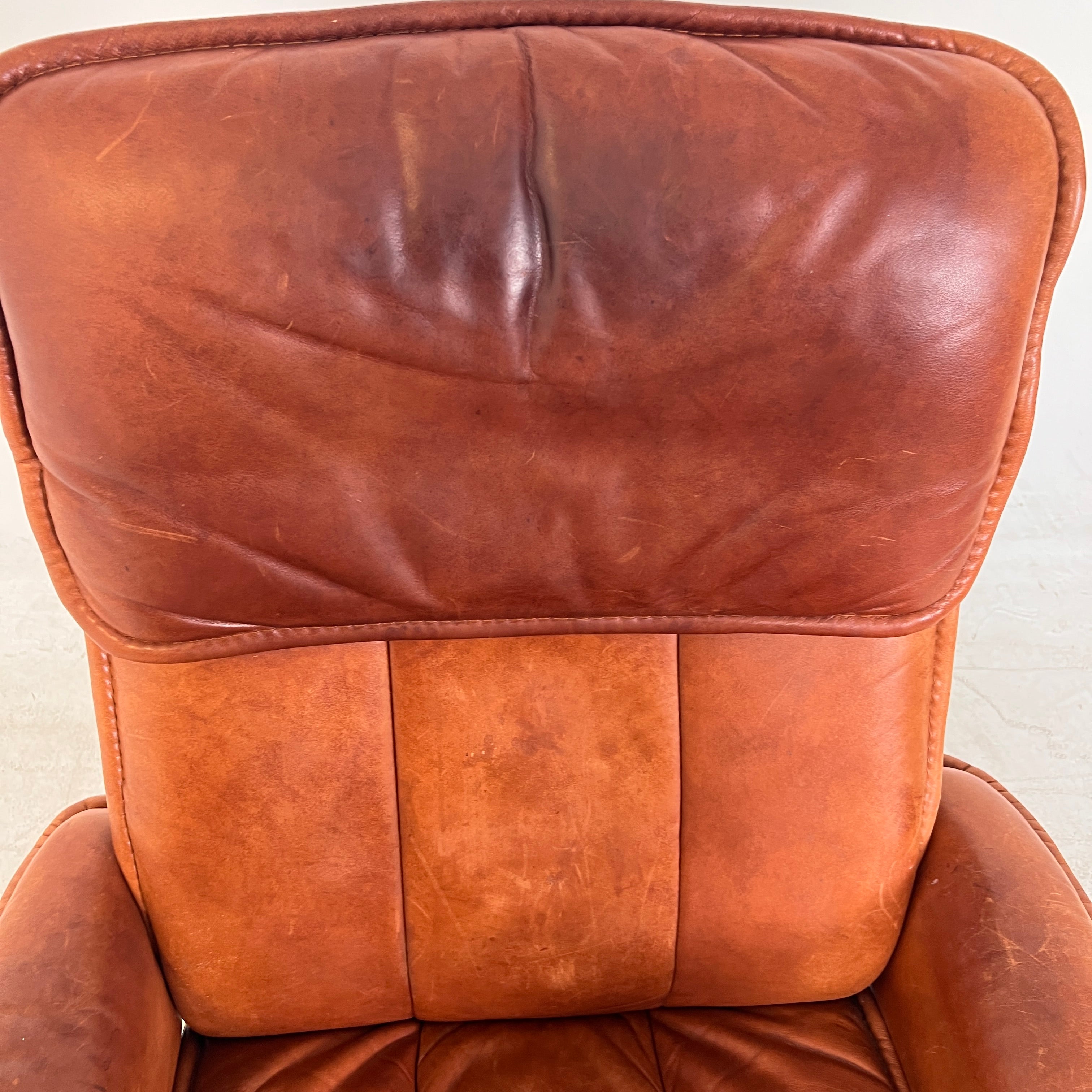 Ekornes Stressless Recliner + ottoman. MCM chair. delivery available