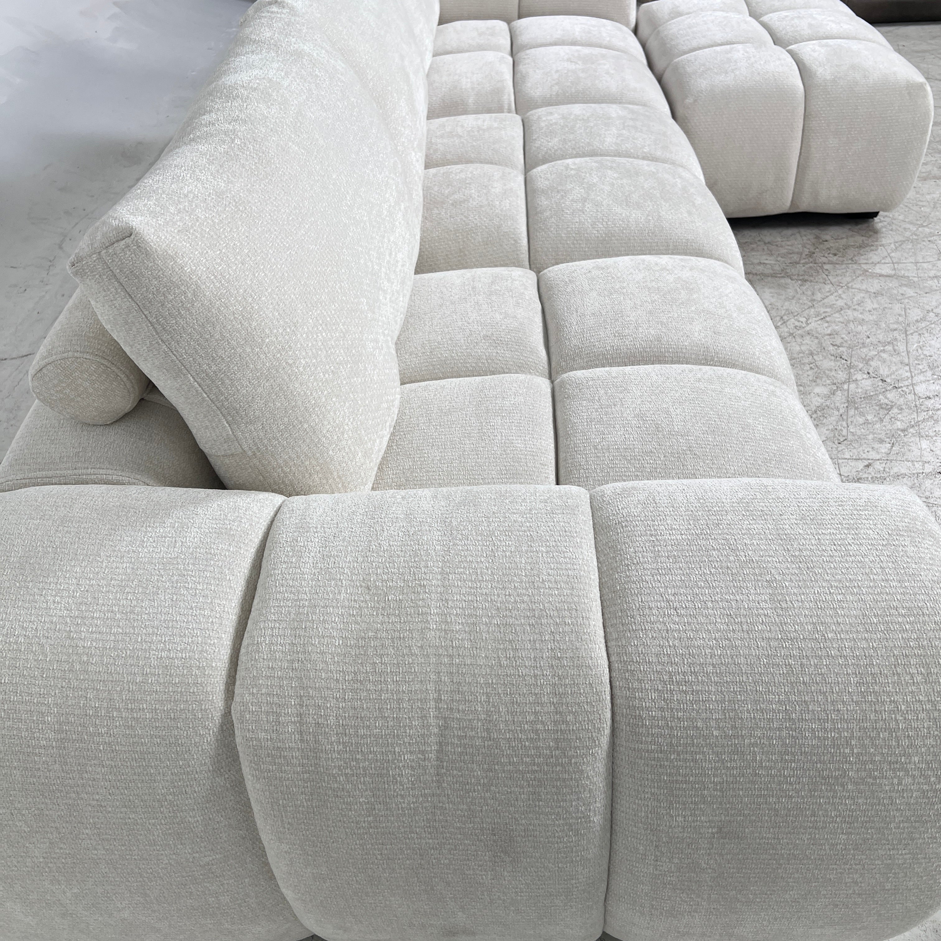 Brand New Casabella Sophia Modular Sectional. L shaped sofa couch. Delivery availabe