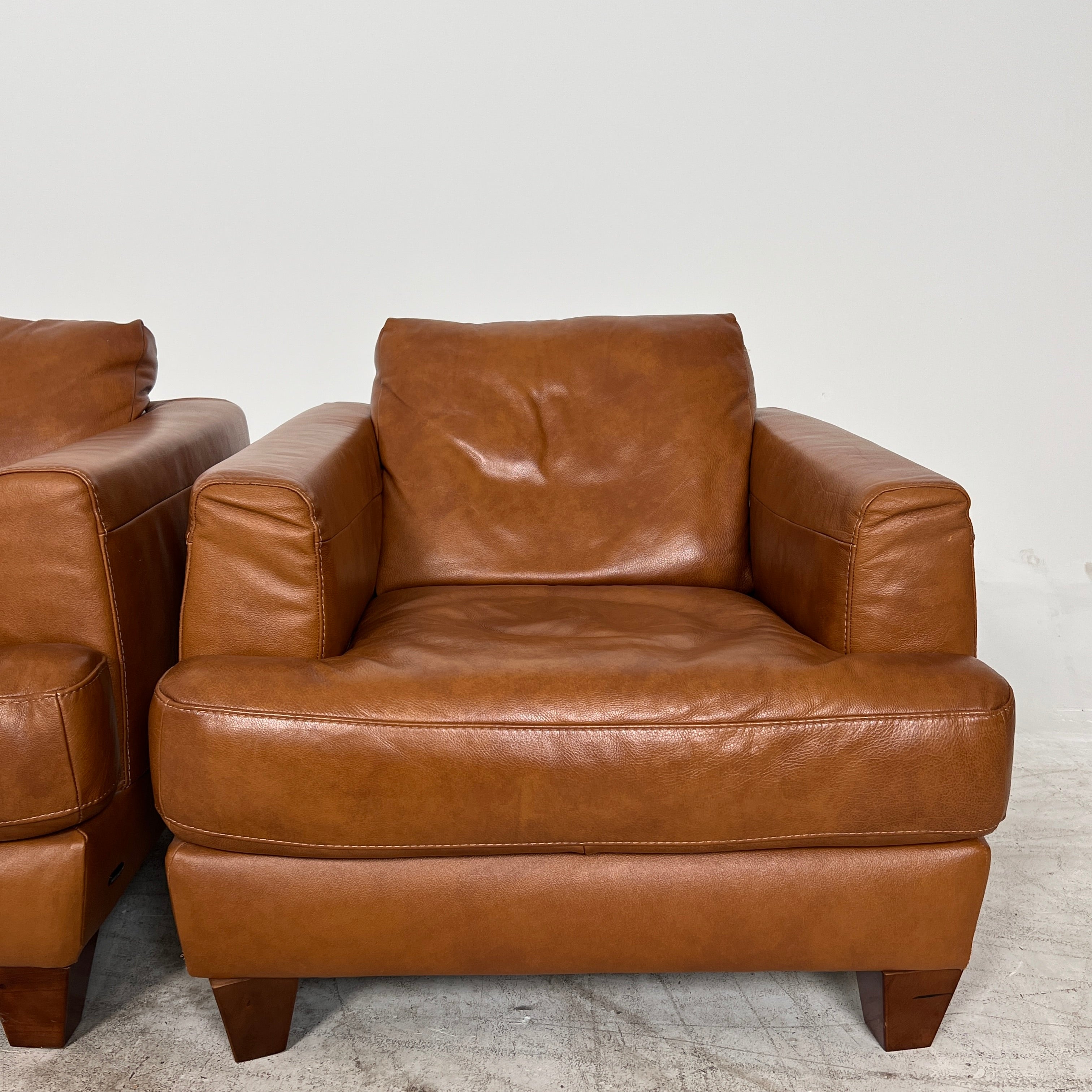 Natuzzi Editions leather Sofa set. 3+2+1 leather couch set. Delivery available