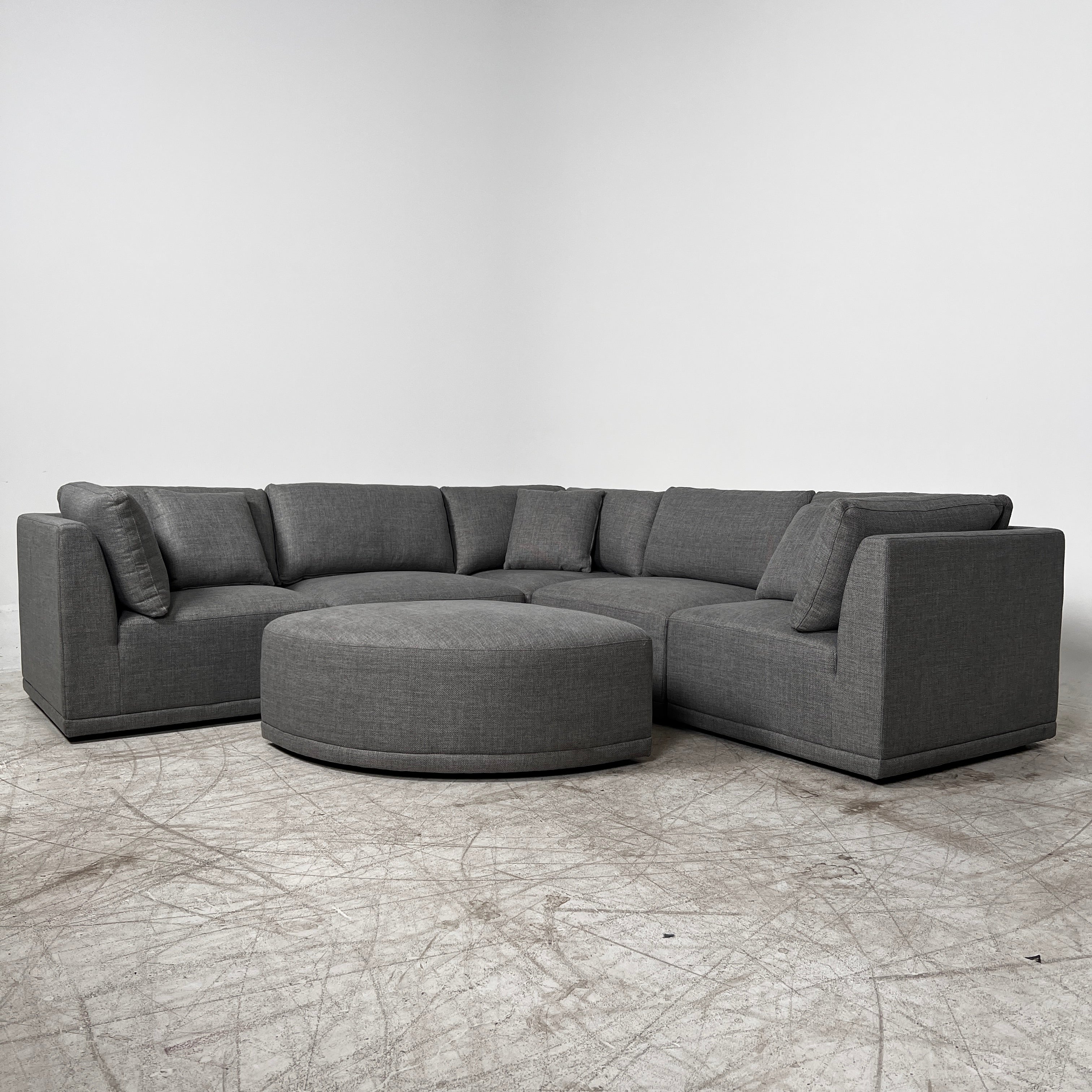 Thomasville 6 piece modular sofa set. Corner L shaped sofa couch. Delivery available