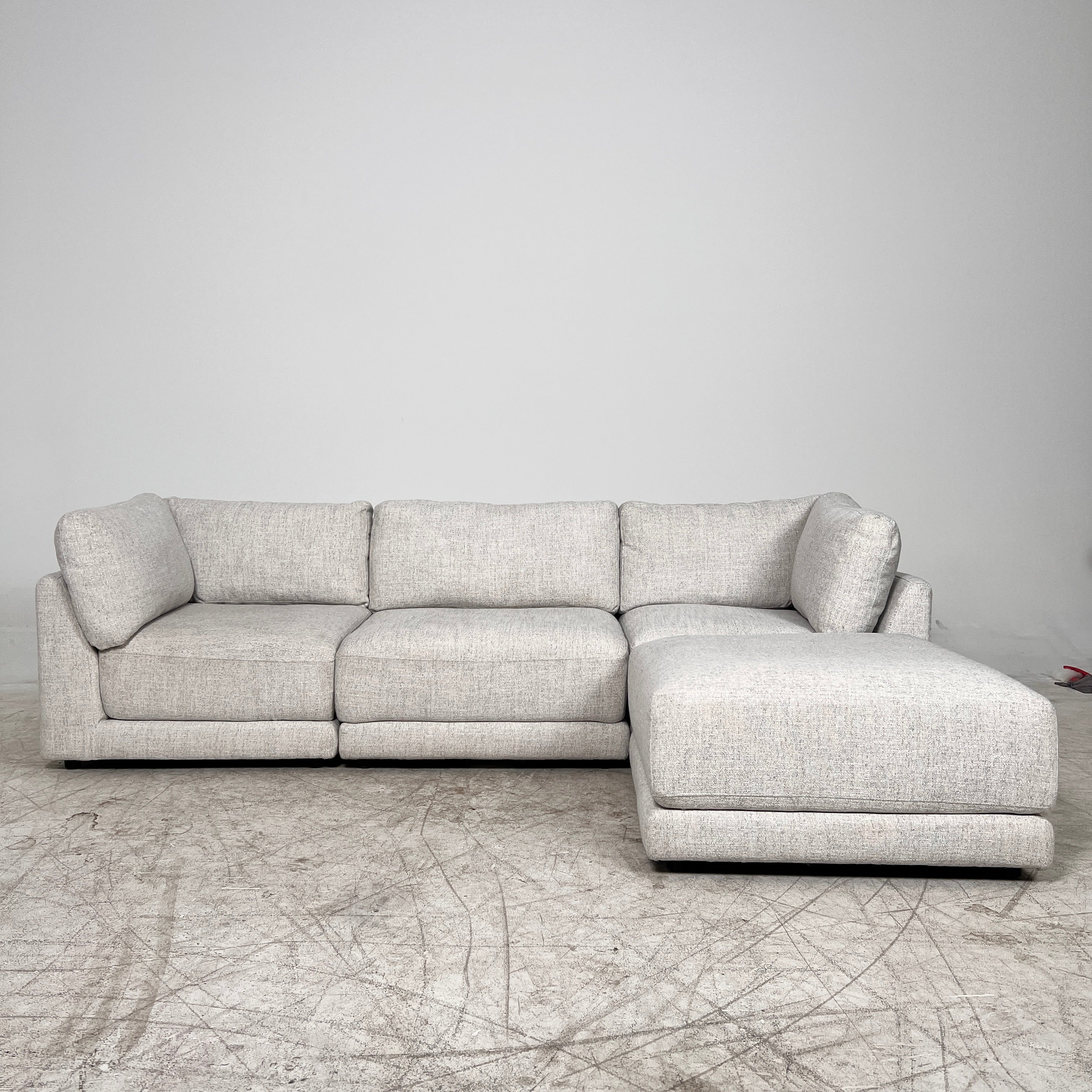 4 piece Thomasville Sectional. L shaped sofa couch. Delivery available