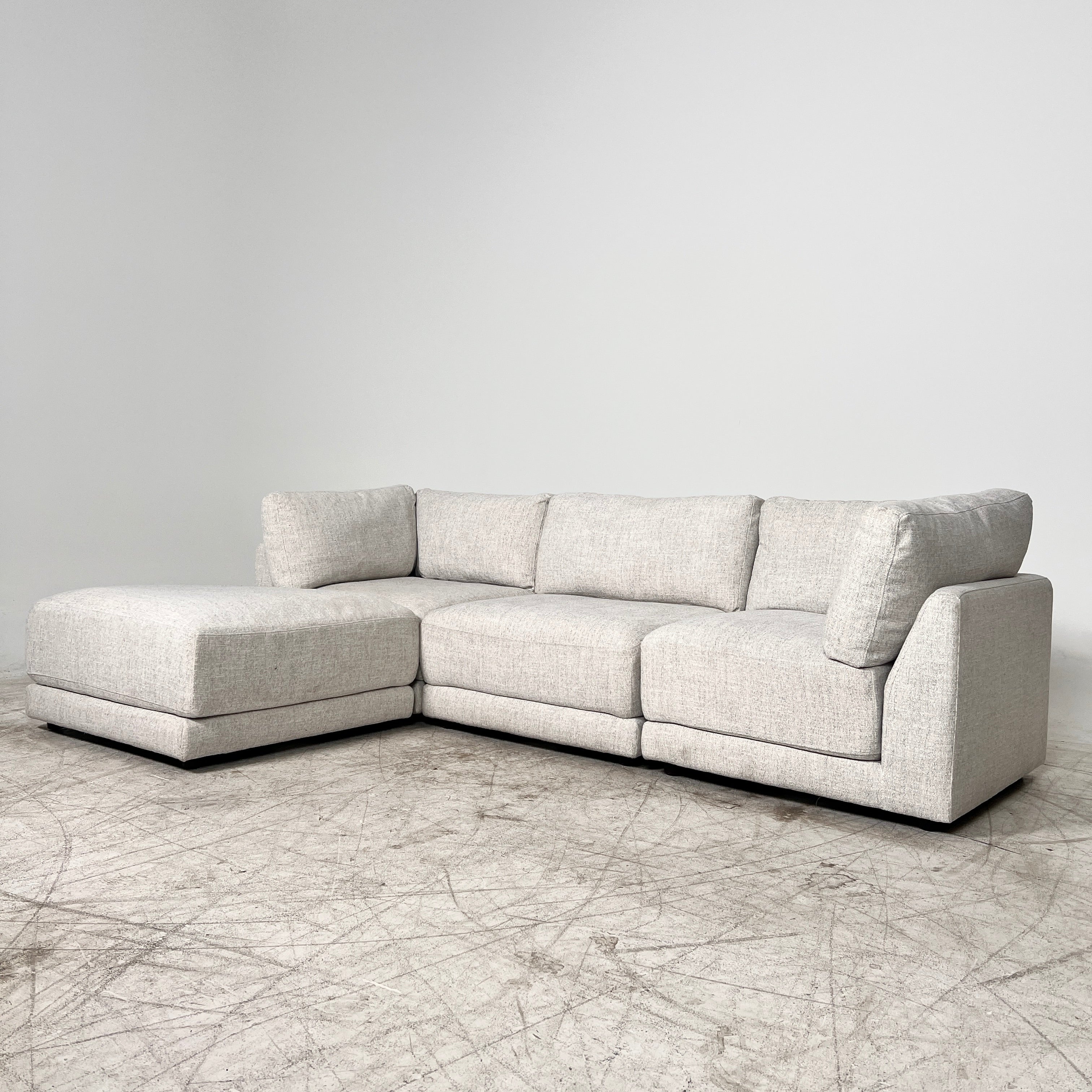 4 piece Thomasville Sectional. L shaped sofa couch. Delivery available