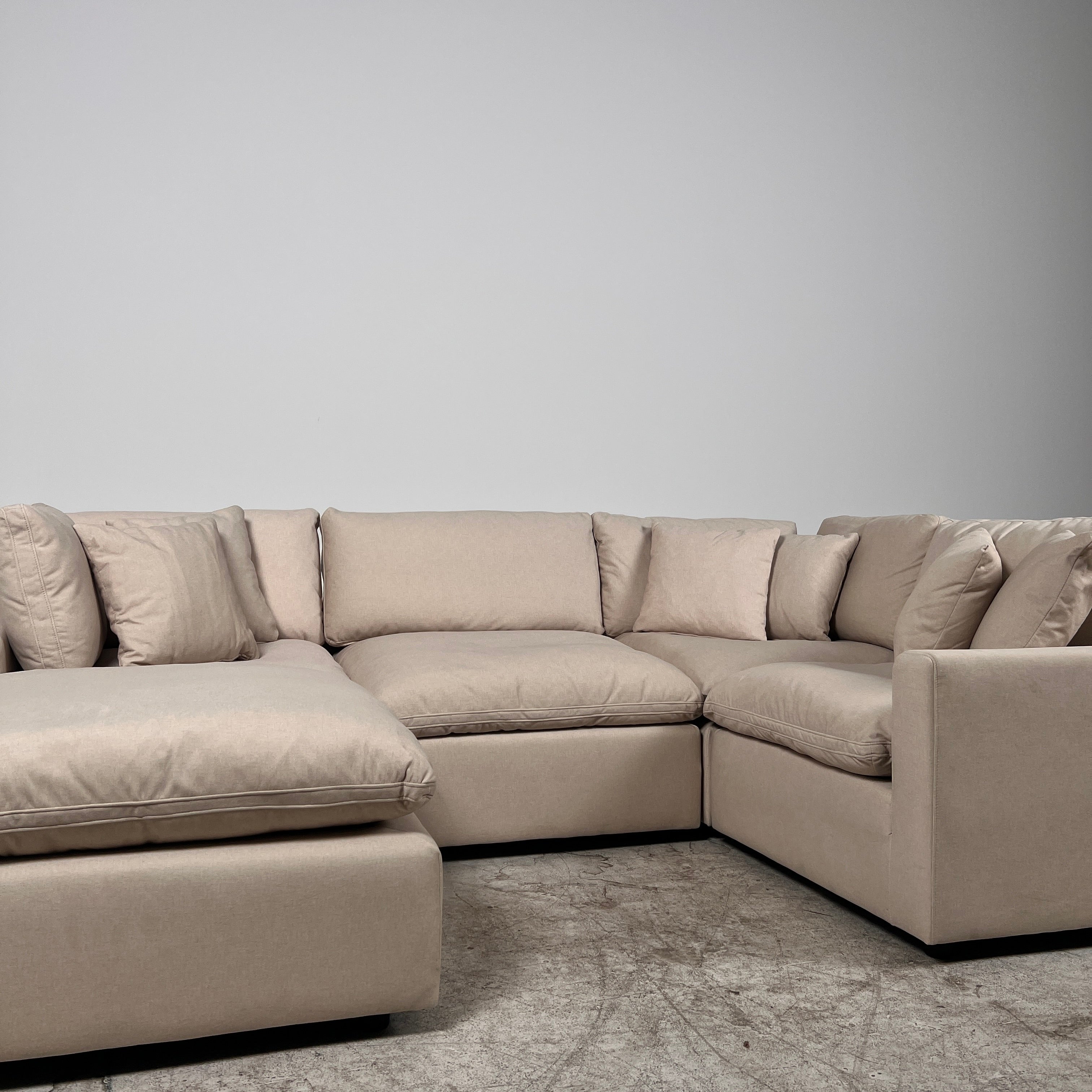 5 piece CasaBella Nessa Modular Sectional