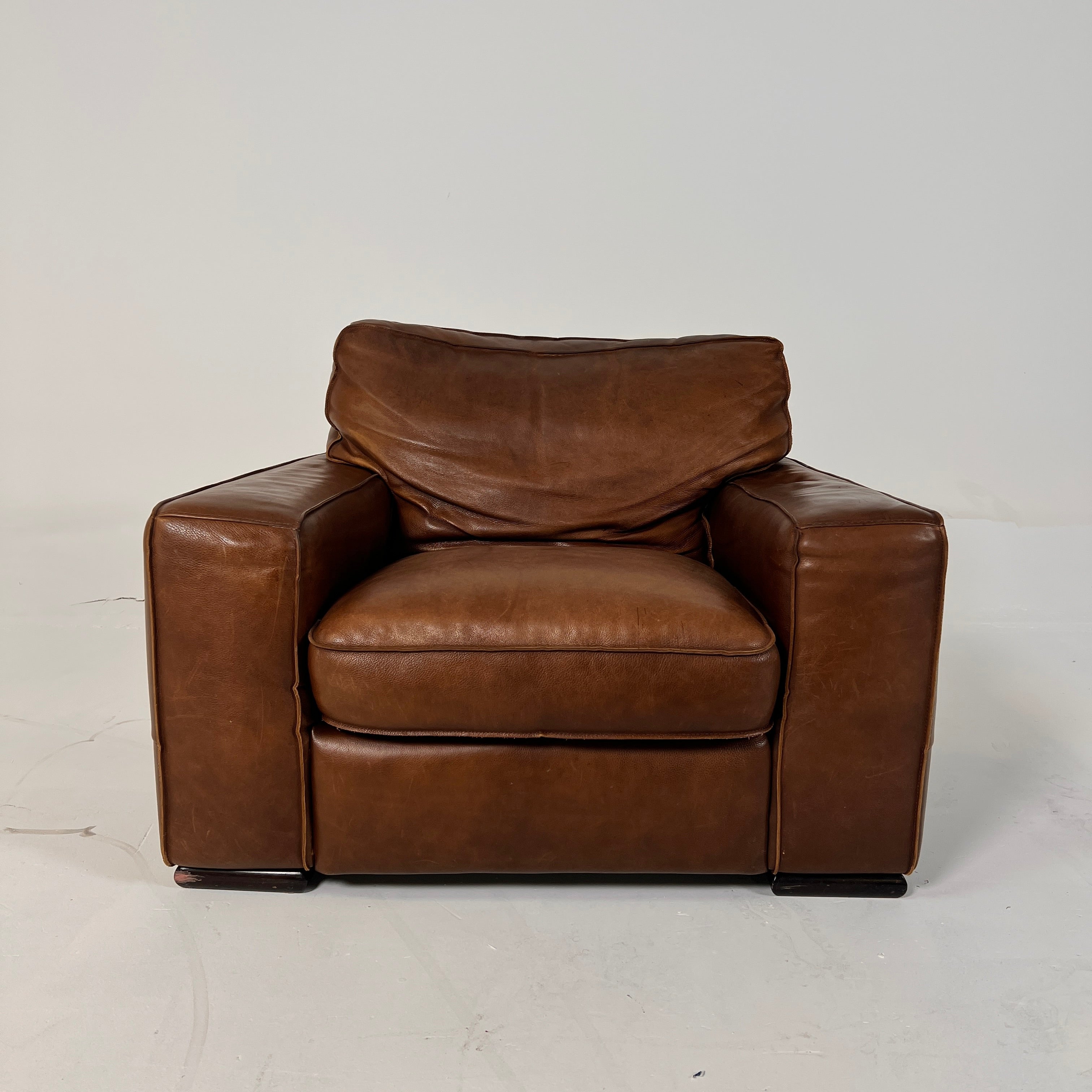 Natuzzi Editions Brown leather armchair. Genuine Leather chair. Delivery available