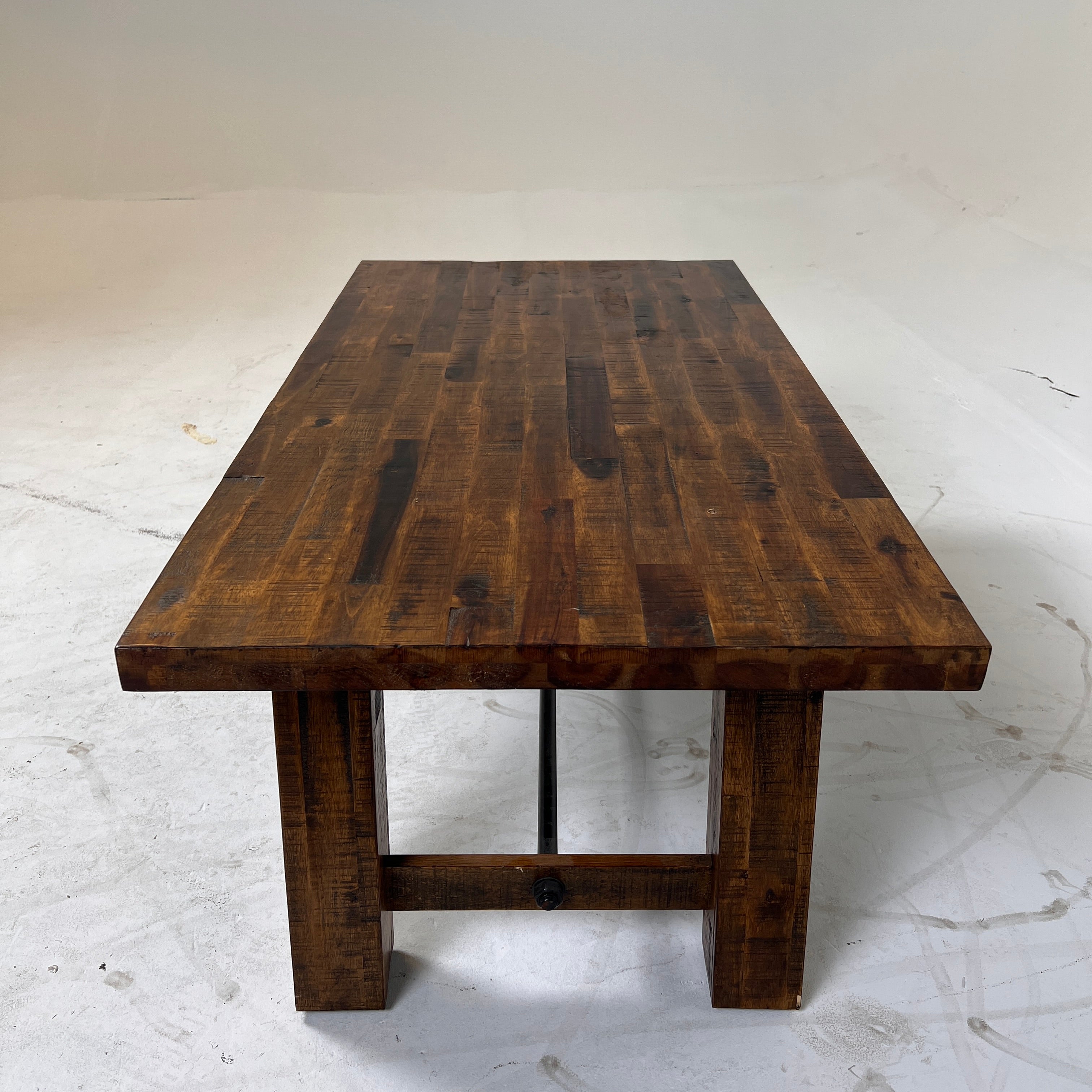Wooden Coffee table. coffee table on wheels. delivery available
