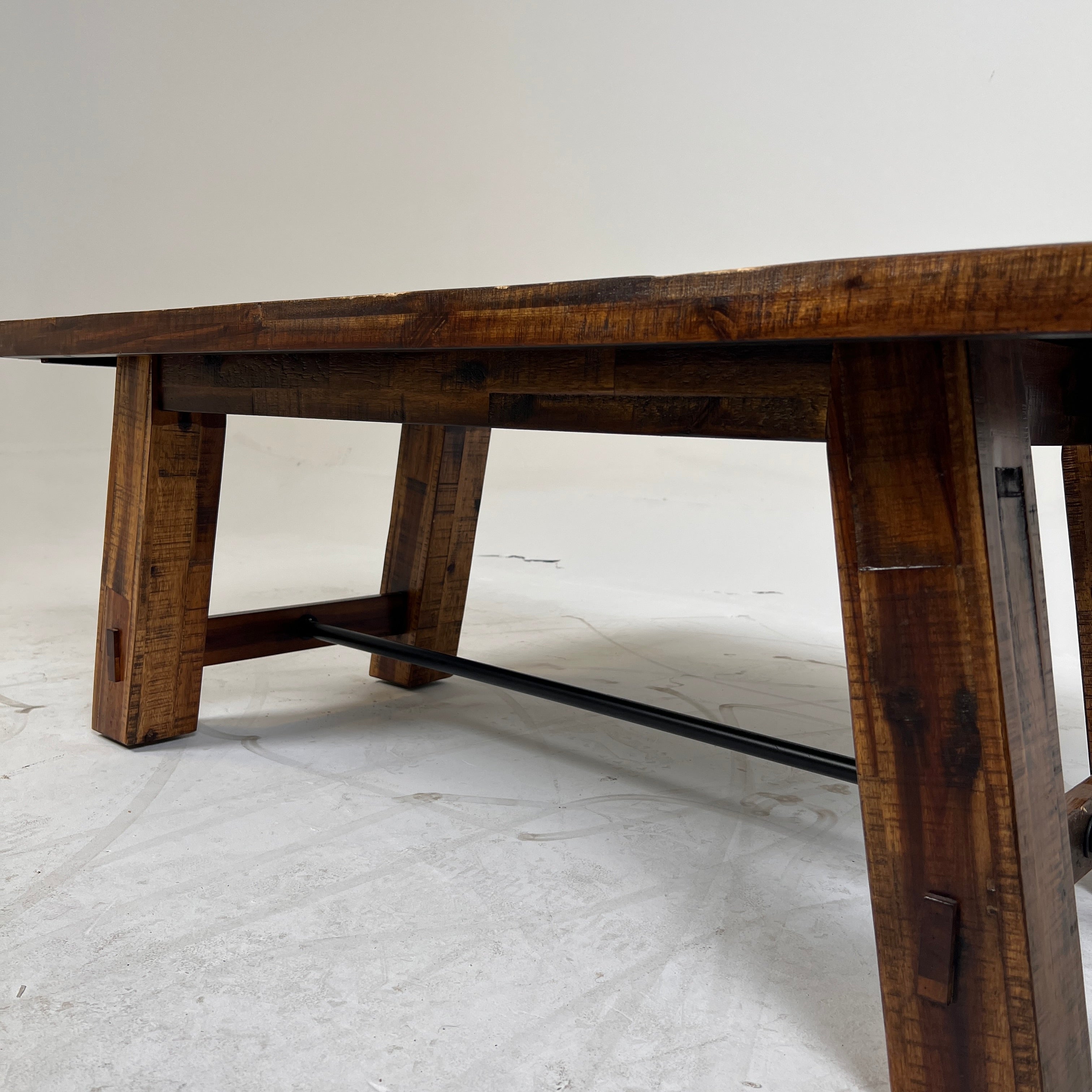 Wooden Coffee table. coffee table on wheels. delivery available
