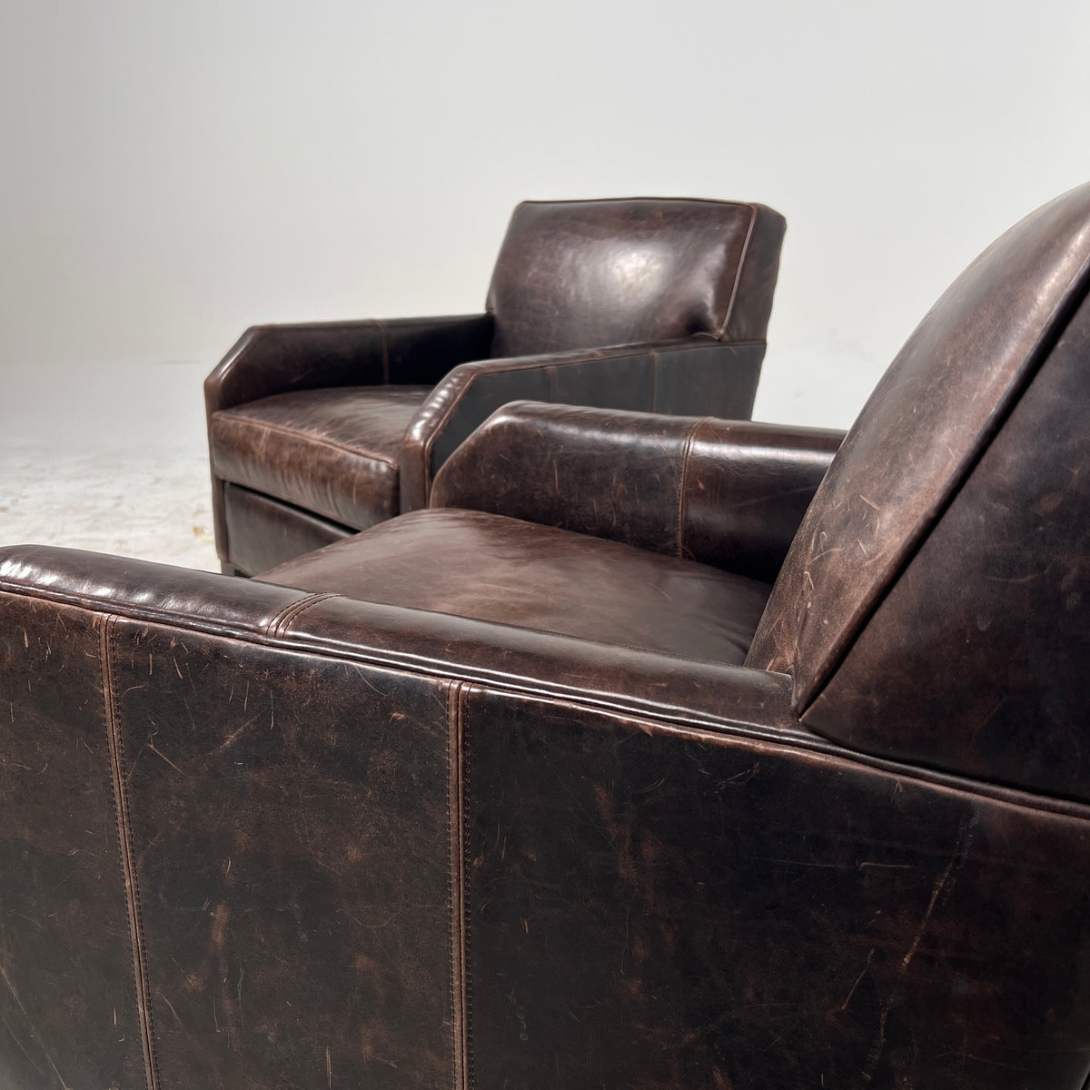 Ethan Allen Distressed leather Club Chairs. MCM Pair of Armchairs. Delivery available