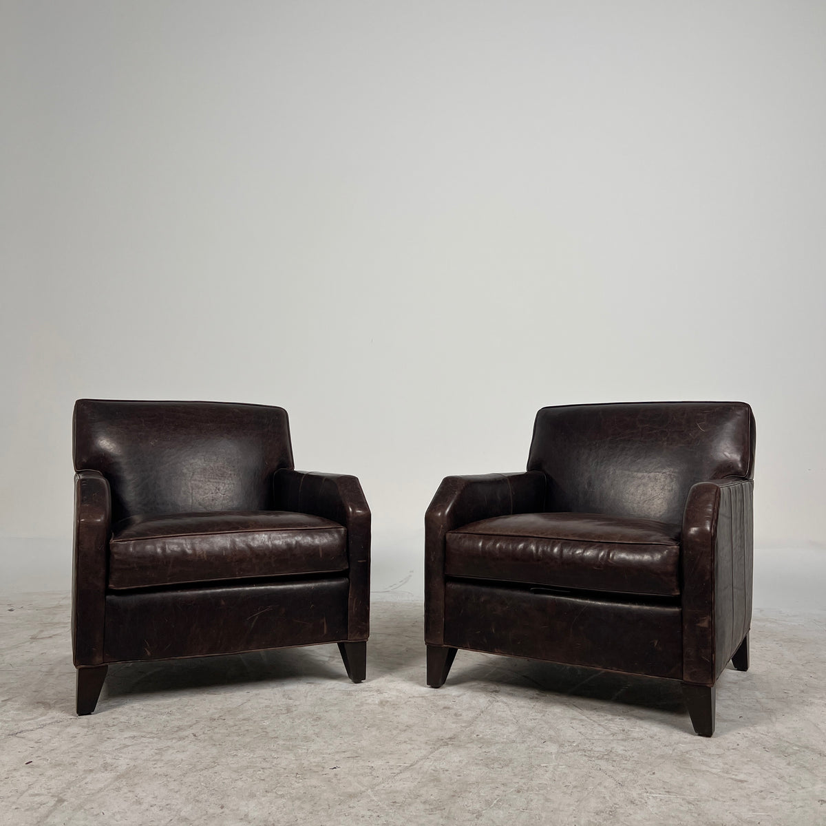 Ethan Allen Distressed leather Club Chairs. MCM Pair of Armchairs. Delivery available