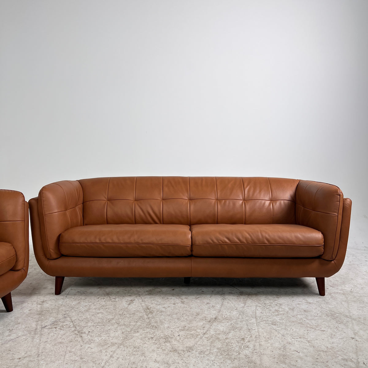 Amax Leather Sofa + couch set. Cognac mcm Leather 3+2 set. Delivery available