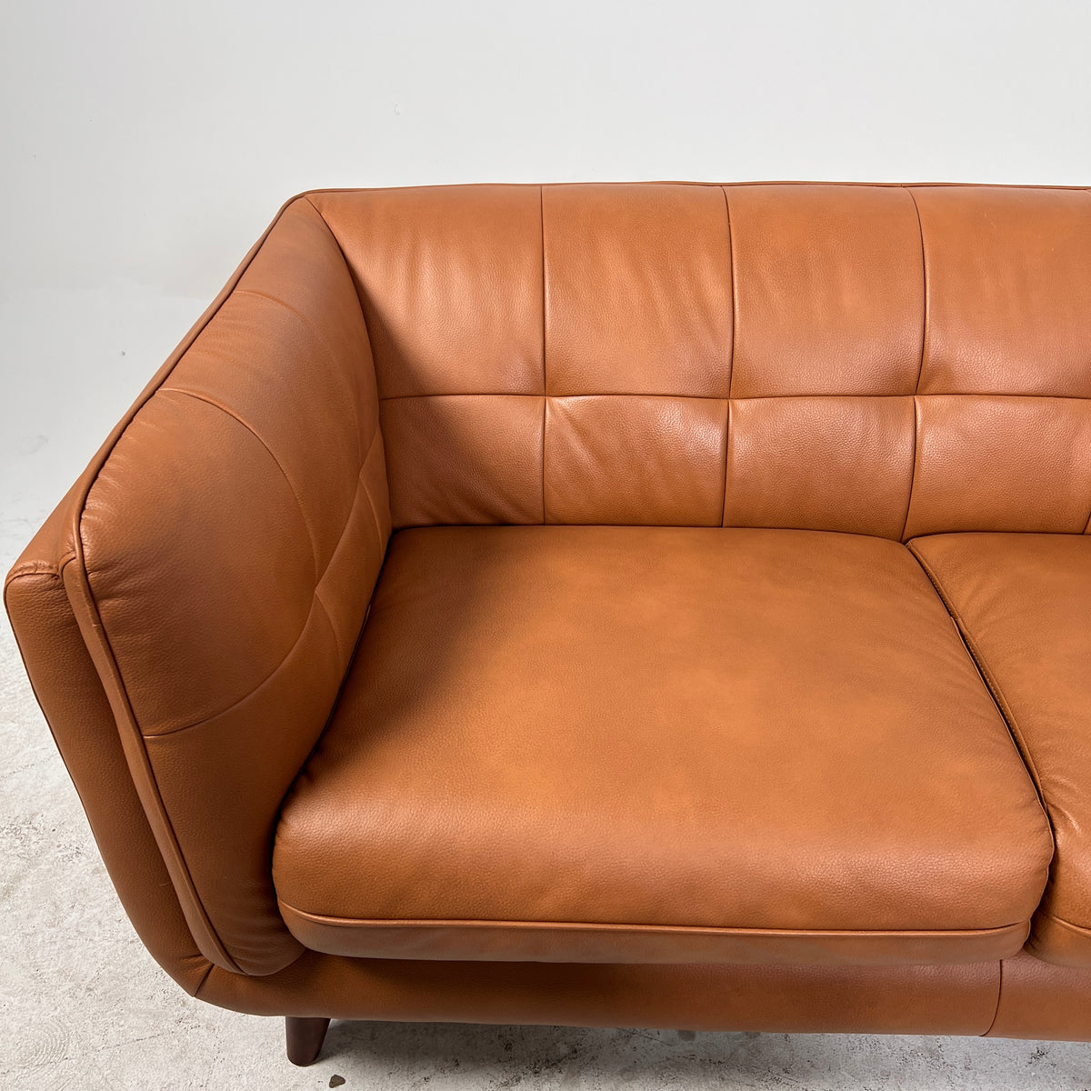 Amax Leather Sofa + couch set. Cognac mcm Leather 3+2 set. Delivery available