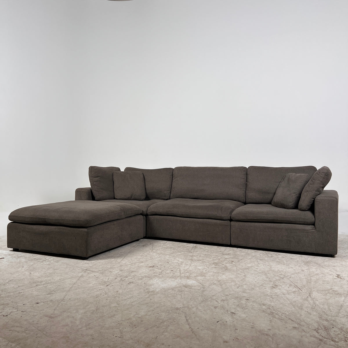 Structube Soft Modular Cloud couch. L shaped sofa couch. Delivery available