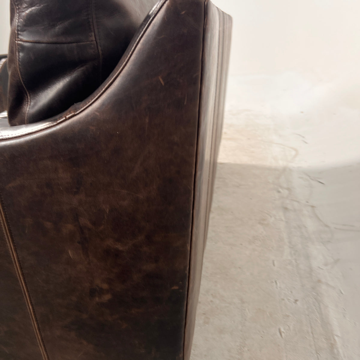 Ethan Allen Leather Loveseat. Distressed leather sofa couch. Delivery available