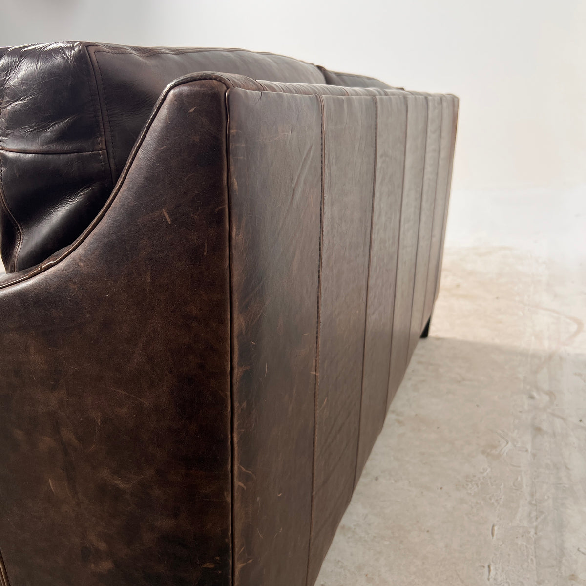 Ethan Allen Leather Loveseat. Distressed leather sofa couch. Delivery available