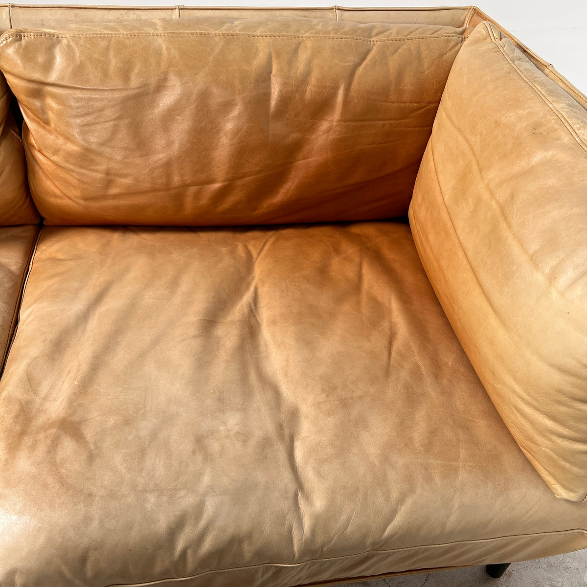Crate and Barrel Leather Sofa set. 3+2 Cognac leather set. Delivery available