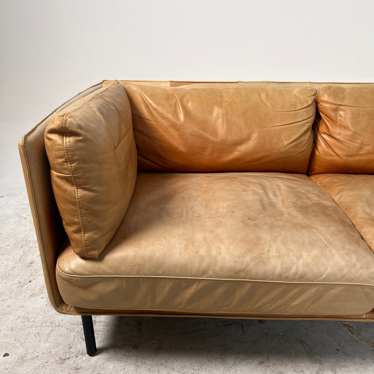 Crate and Barrel Leather Sofa set. 3+2 Cognac leather set. Delivery available