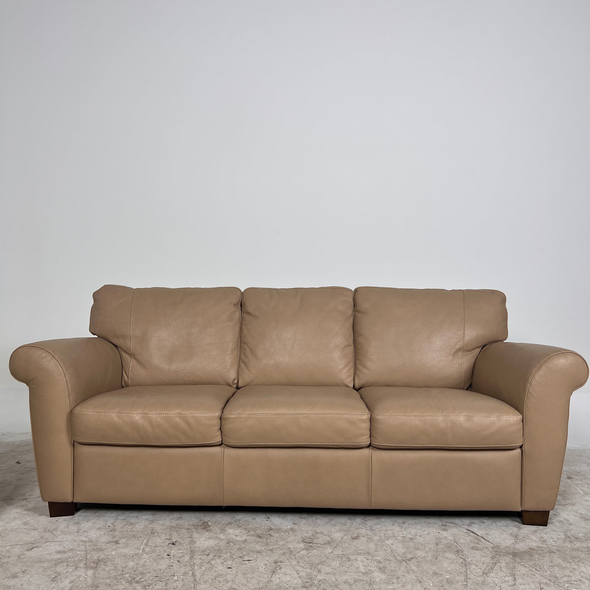 Natuzzi Full Grain leather Sofa set. 3+2 Tan couch + loveseat. Delivery available