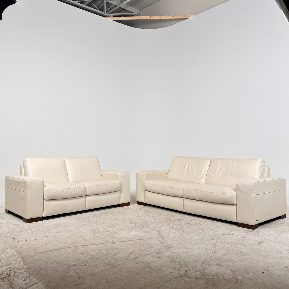 Natuzzi Editions Sofa set. 3+2 couch + loveseat set. delivery available