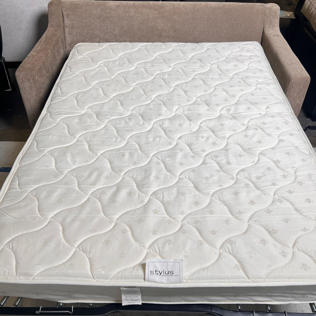 Stylus Pull Out Sofa Bed couch. Apartment size Pull out. Delivery available