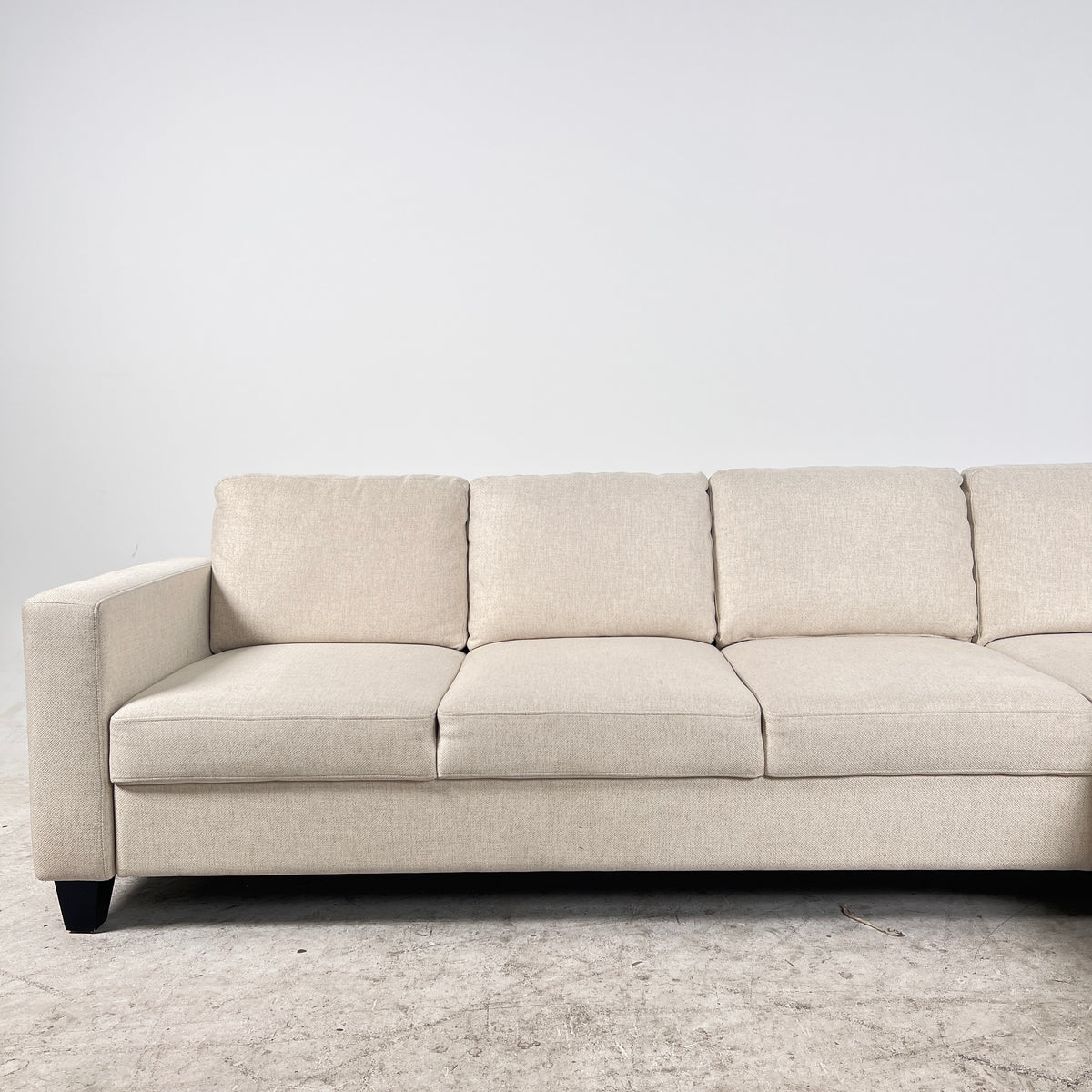 Thomasville Pull out Sectional. Large Sleeper L shaped sofa bed. Delivery available