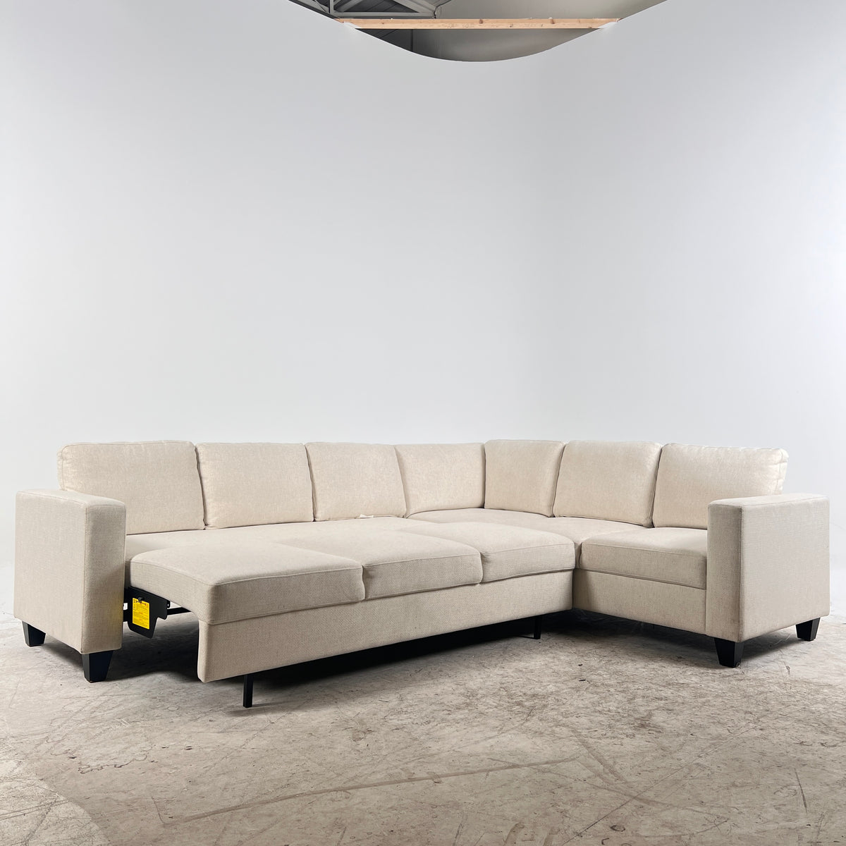 Thomasville Pull out Sectional. Large Sleeper L shaped sofa bed. Delivery available