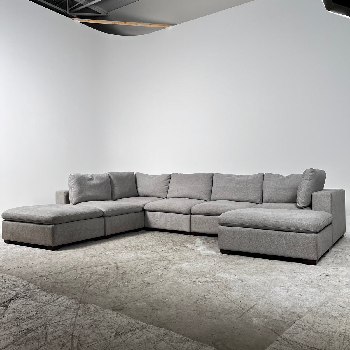 Thomasville Modular Sectional. Reconfigurable sofa couch. Delivery available