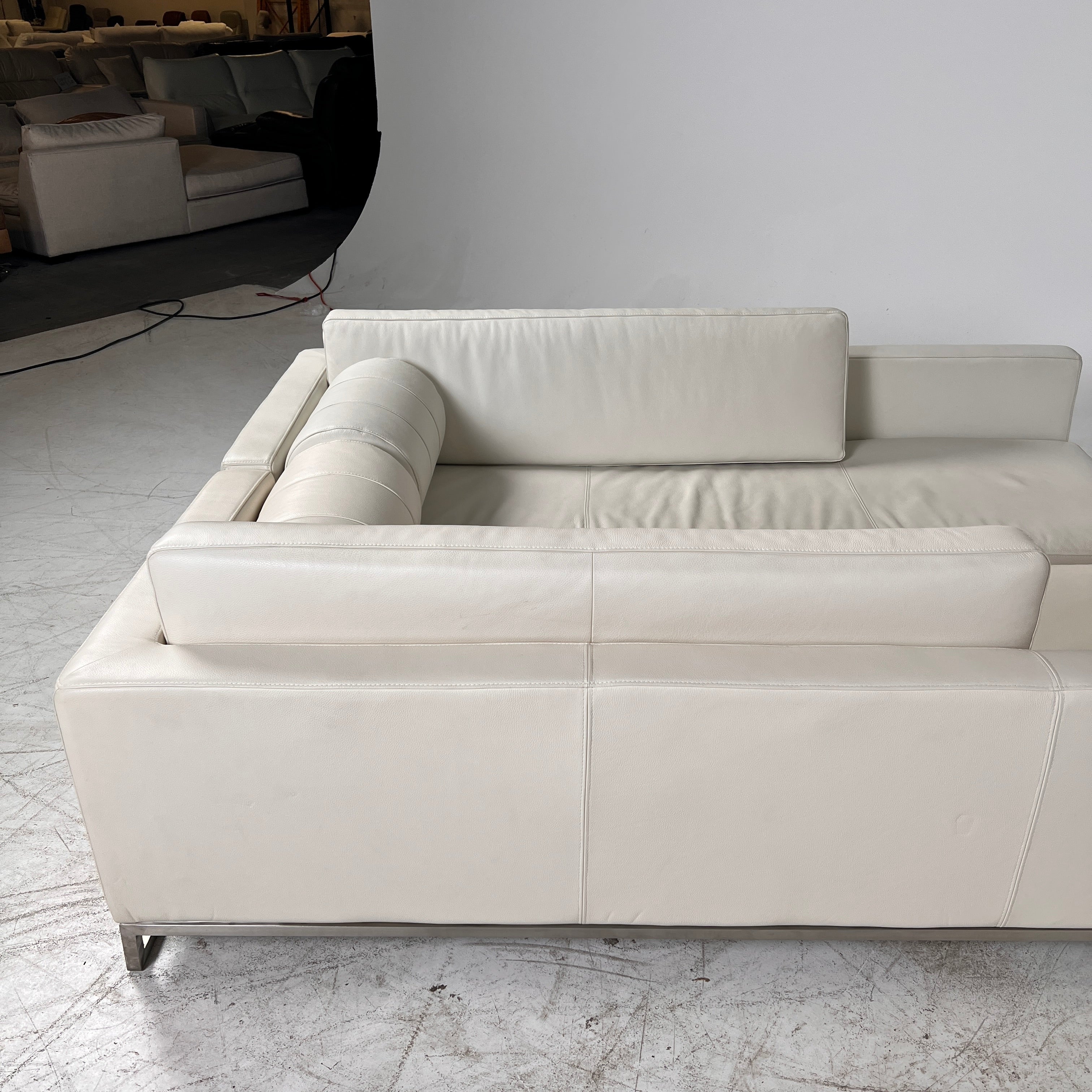 Genuine Leather Sofa set. 2 chaises. 3 seater sofa couch set