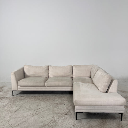 Furinova Avignon Modul Sectional. L shaped sofa couch.