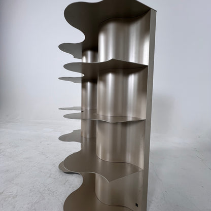 Natuzzi Italia bookshelf. High end decorative shelves.