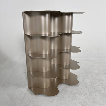 Natuzzi Italia bookshelf. High end decorative shelves.