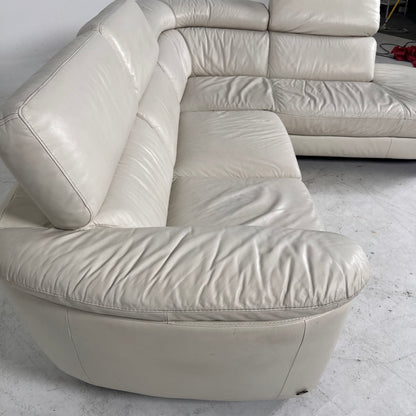 Natuzzi Editions Leather sectional. L sofa couch. Delivery available