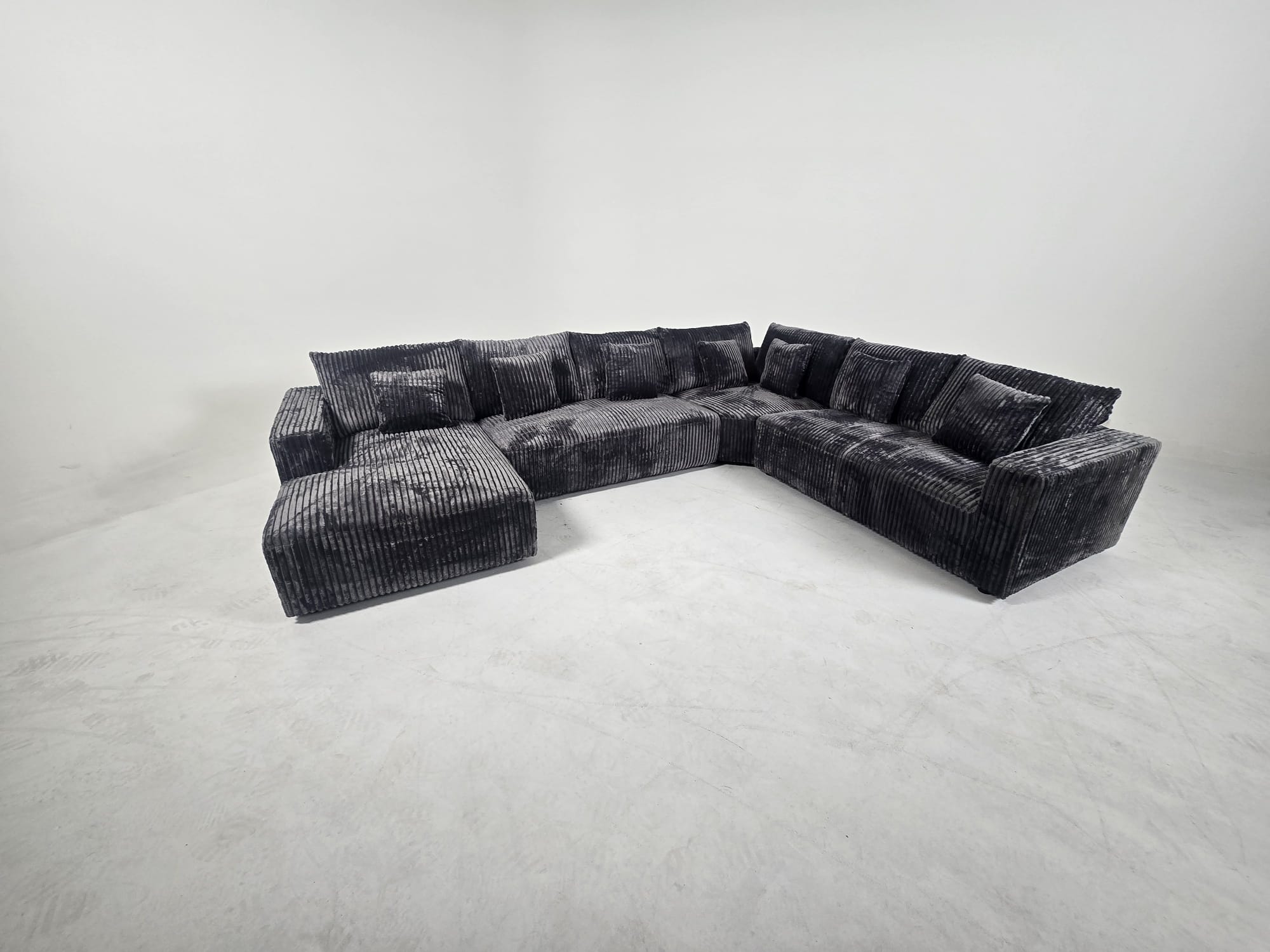 Bnib CasaBella U shaped sofa couch. Extra large sofa