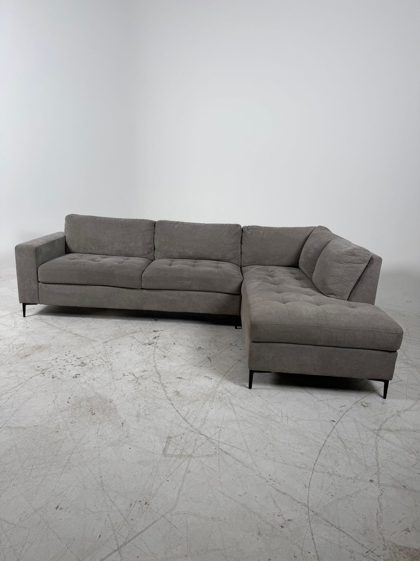Thomasville Sectional. L shaped sofa couch. Delivery available