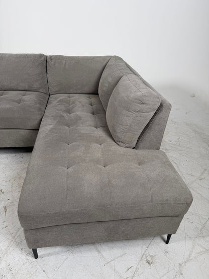 Thomasville Sectional. L shaped sofa couch. Delivery available