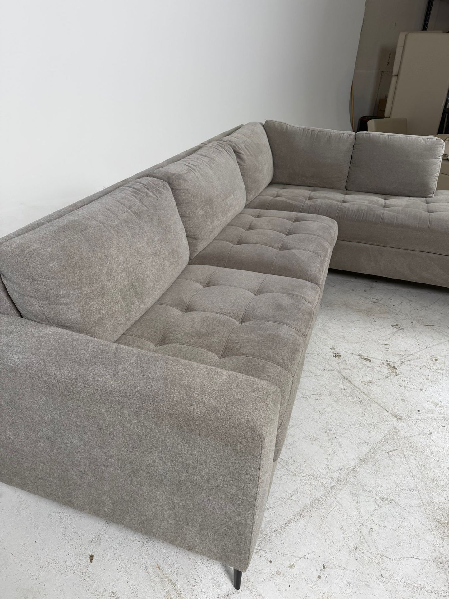 Thomasville Sectional. L shaped sofa couch. Delivery available