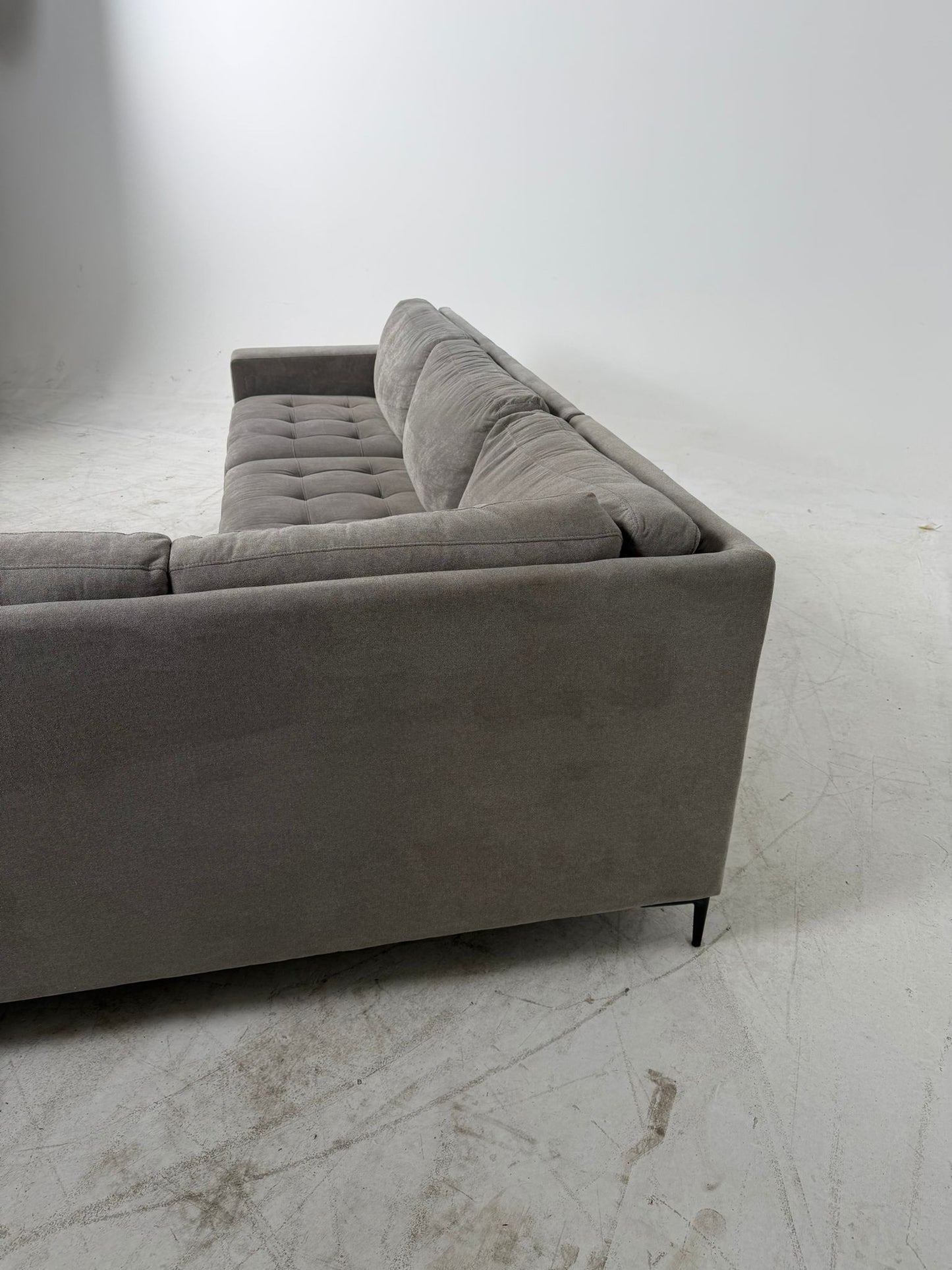 Thomasville Sectional. L shaped sofa couch. Delivery available