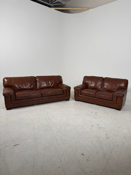 Leon's Leather Sofa set. 3+2 Couch + Loveseat set. Delivery Available