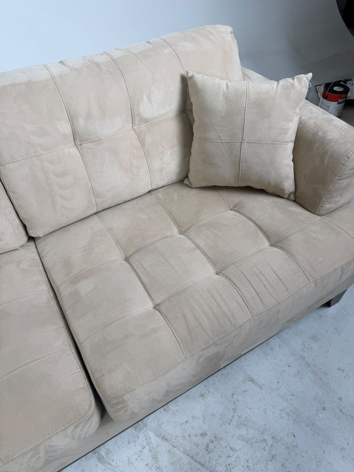 Microfiber Sofa set. 3+2 Couch + loveseat set. Delivery avaialble