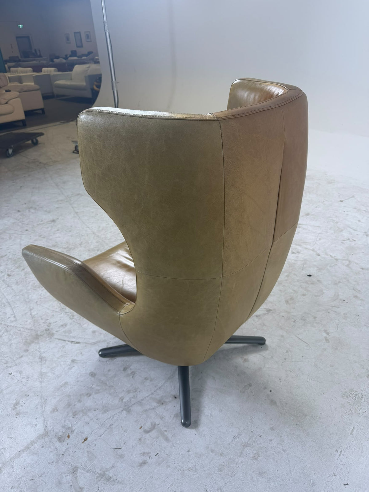 Leather Swivel Wingback Chair. Leather MCM Office chair. Delivery available