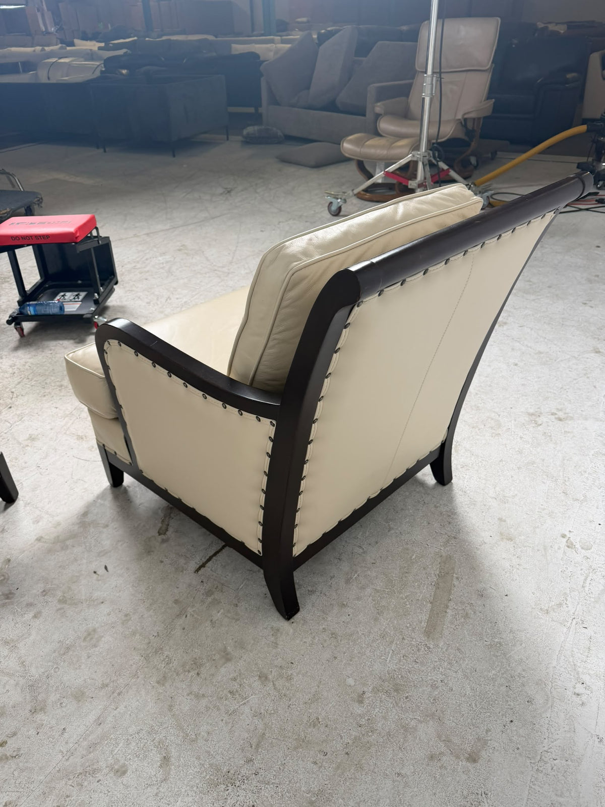 Upcycled Furniture 📍7977 Enterprise St. (follow signs) Behind Habitat for humanity 📅 9am to 5pm daily Delivery available  Call or Text Kevin for any information Emails will not be answered 7789889522 UpcycledFurniture.ca