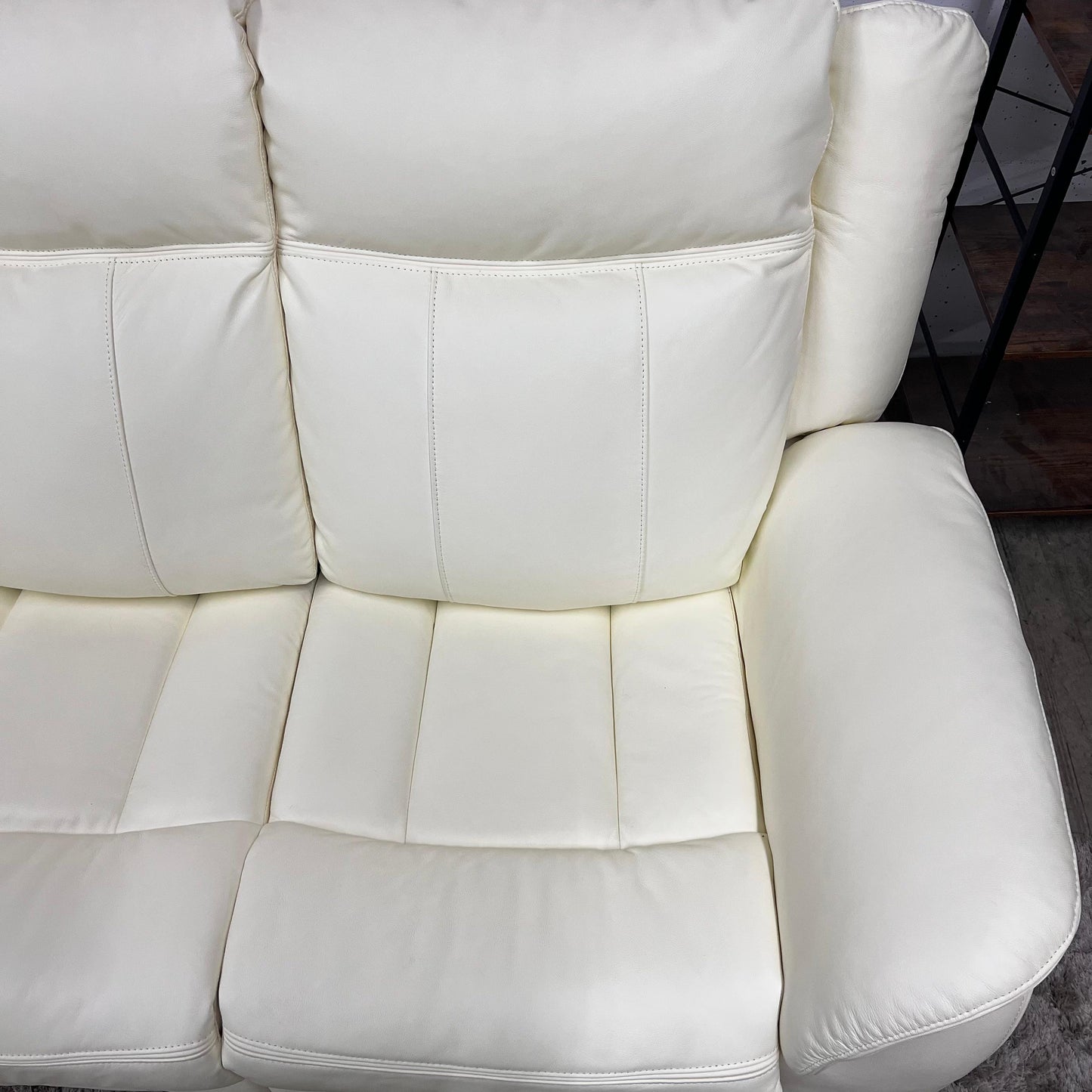 3 piece reclining sofa set. Couch loveseat and chair recliners.
