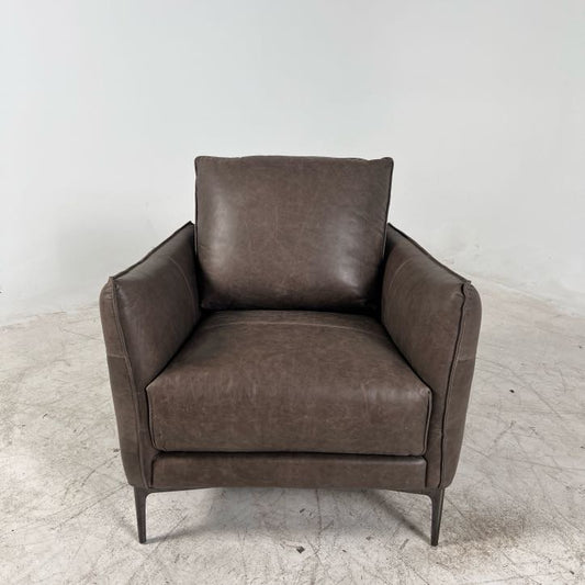 Stylus Aldo aniline leather chair. Genuine leather armchair