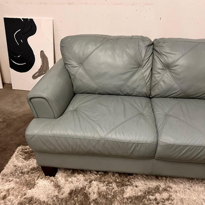 Chateau D'ax leather Sofa and loveseat set.