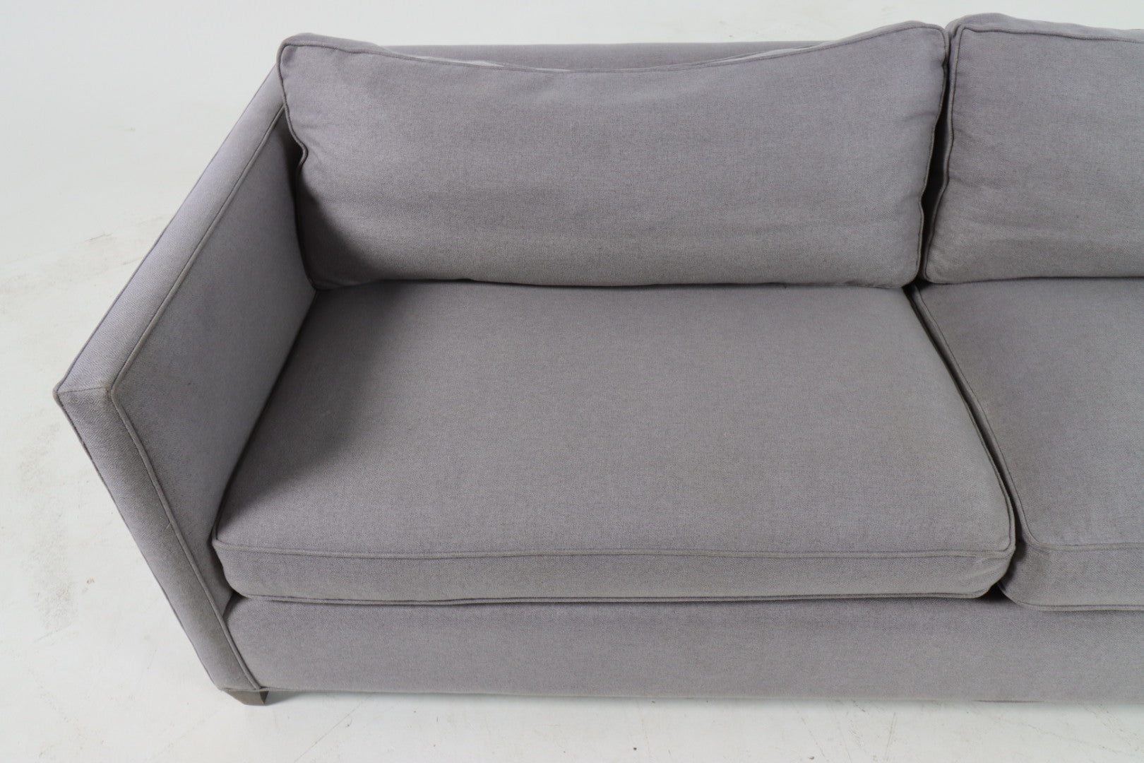 Crate and barrel 3 seater sofa Barrett II. Retails $7300. Fabric sofa